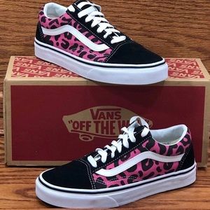 Women’s vans size 6.5